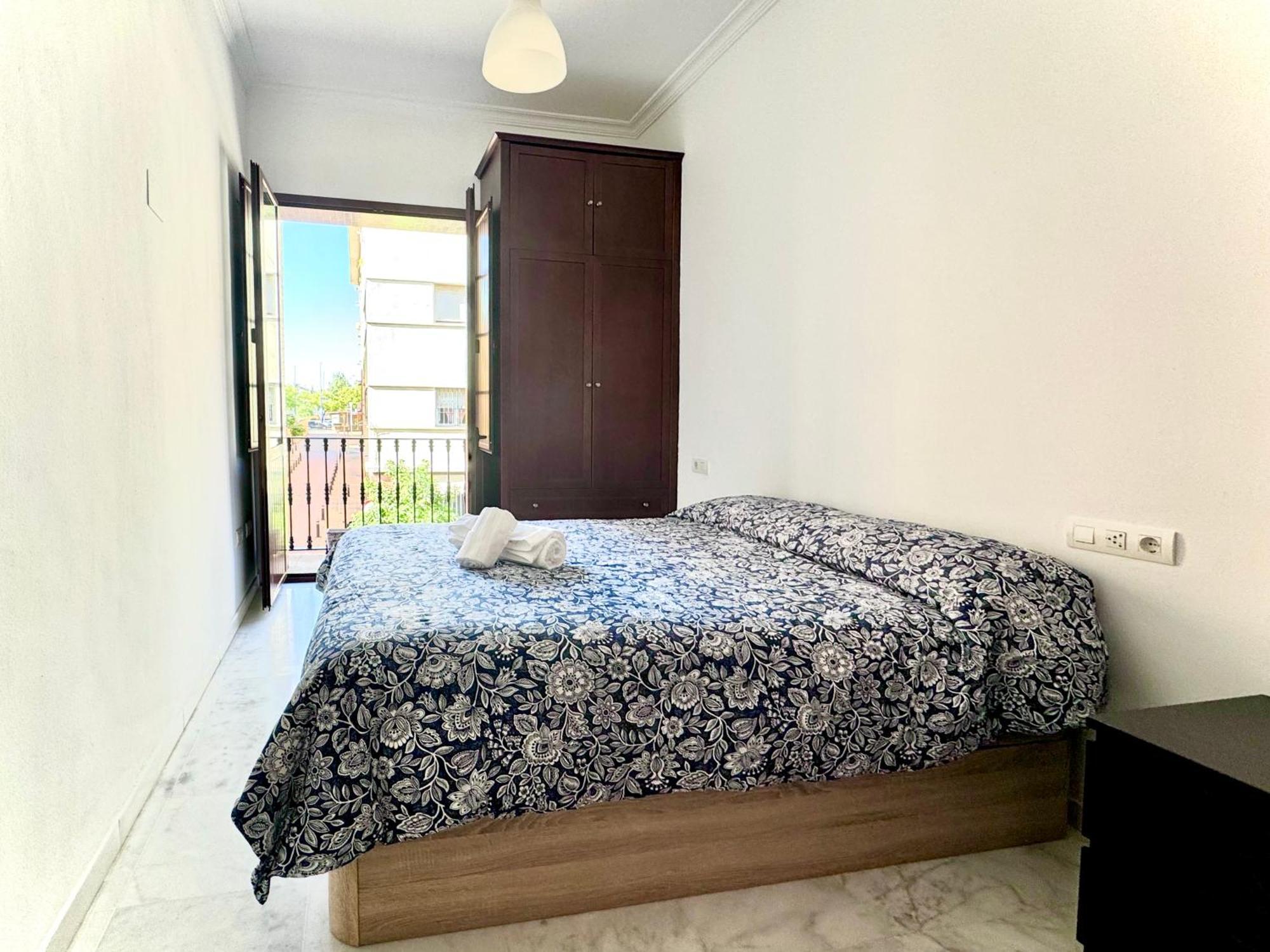 Apartamento Con Balcon Castilla Triana Sevilla Exterior foto